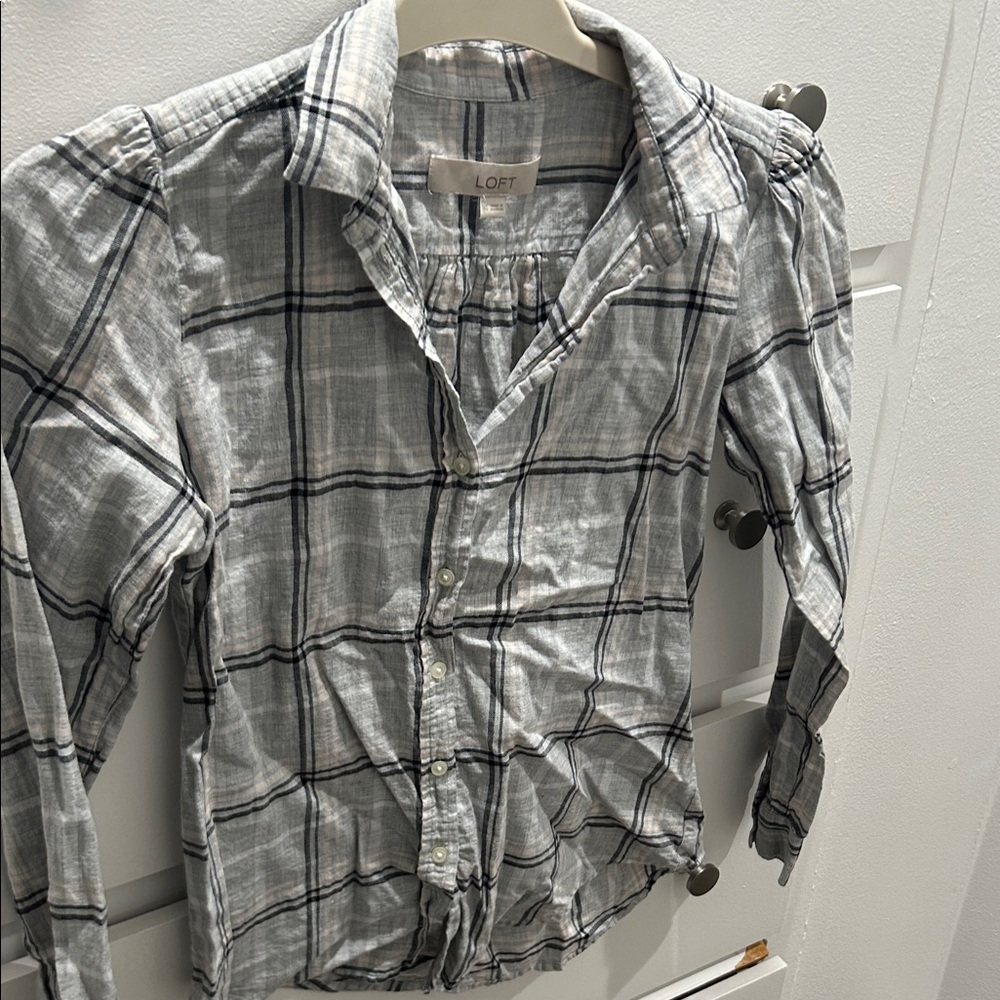 LOFT Gray Plaid Button Down Shirt